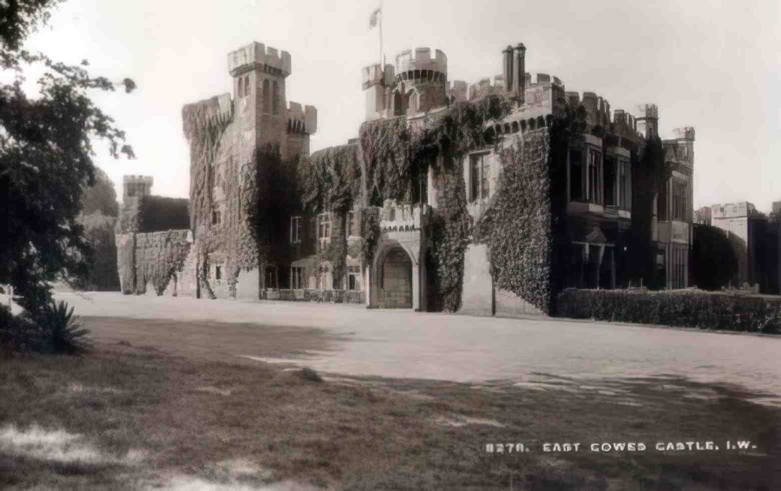 Isle of Wight East Cowes Castle Vintage A4 Photo Print