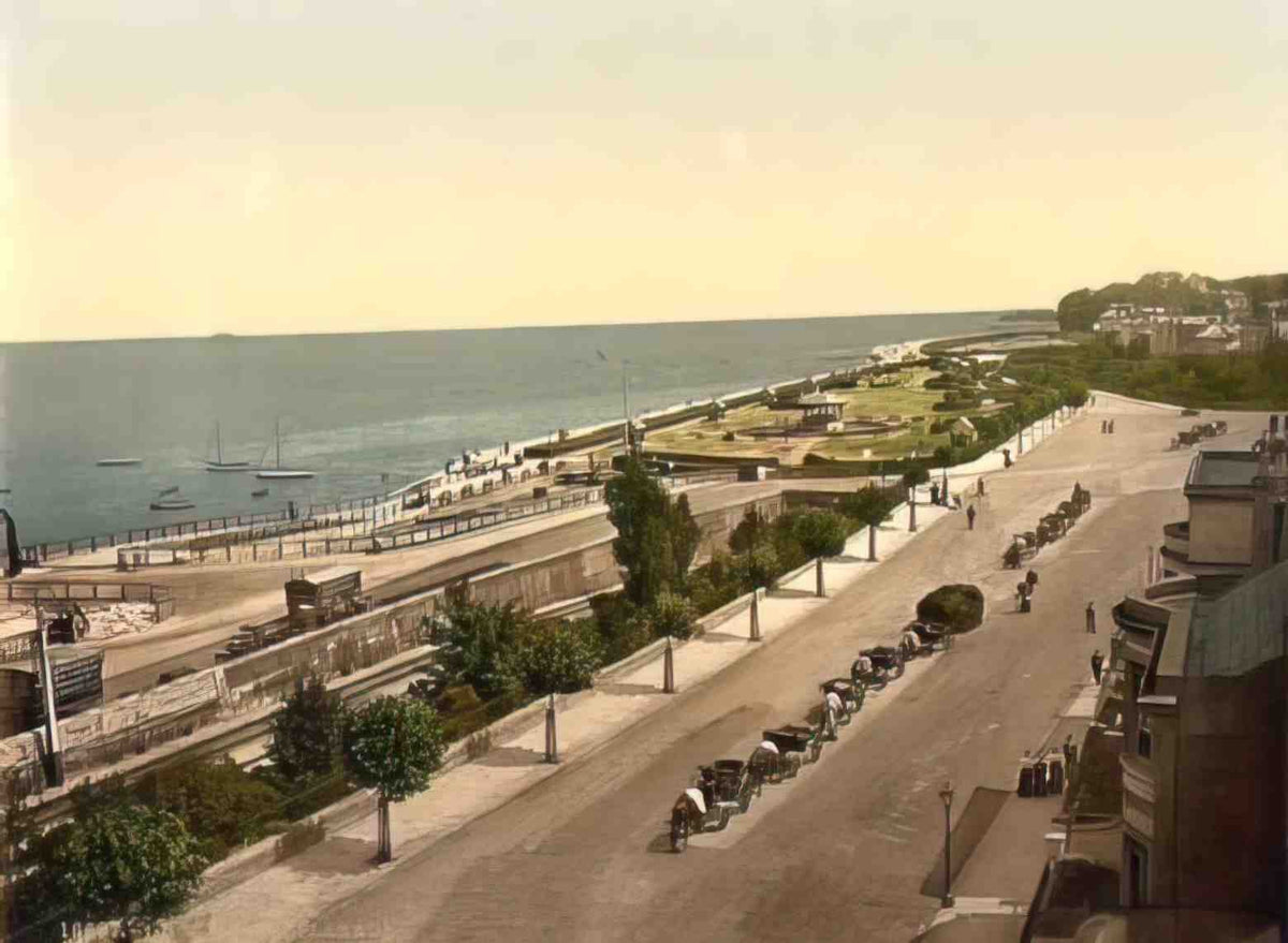 Isle of Wight Ryde The Esplanade Vintage A4 Photo Print