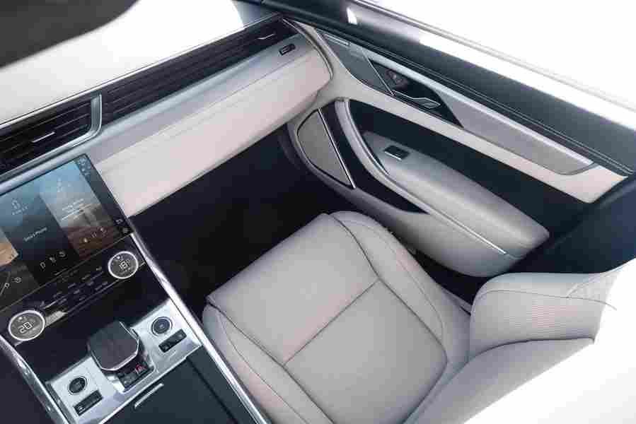 JAGUAR XF  X260  6948 13 Car A4 Photo Print