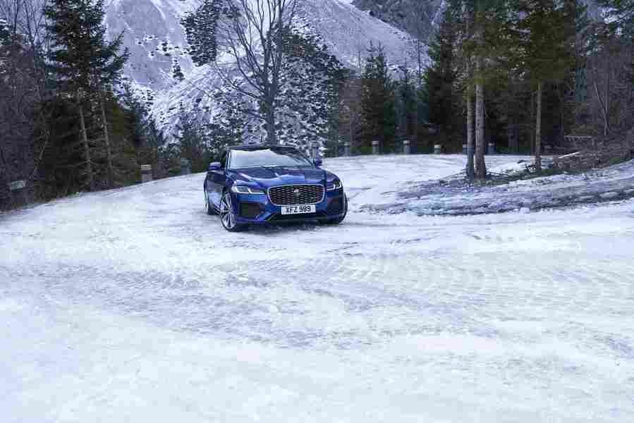 JAGUAR XF  X260  6948 34 Car A4 Photo Print