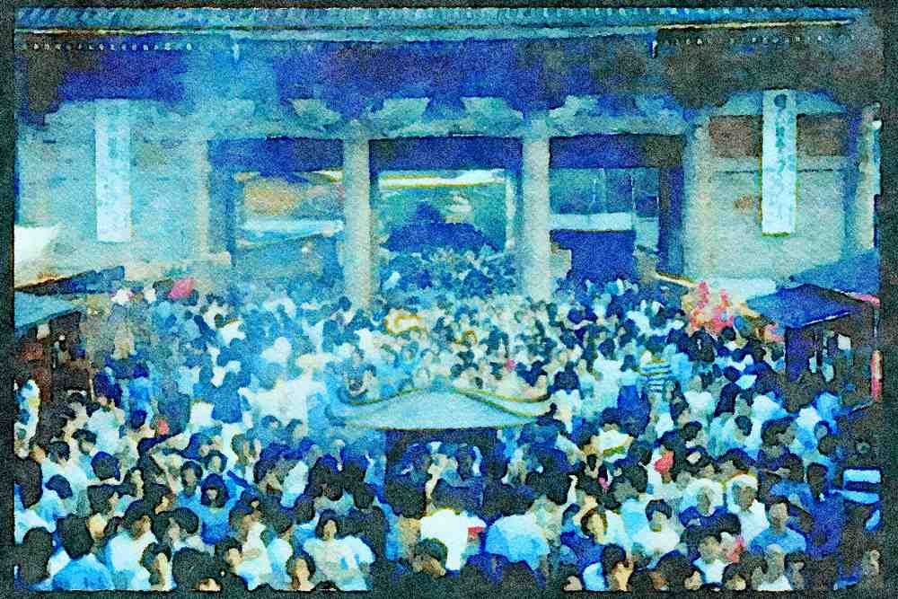 Japan 065076 Crowd Around Temple A4 Limited Edition Watercolour Print