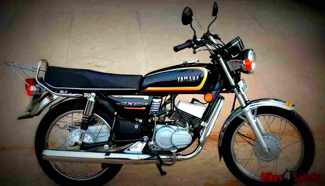Jawa 640 Black Style 1995 1 motorbike A4 Photo Print
