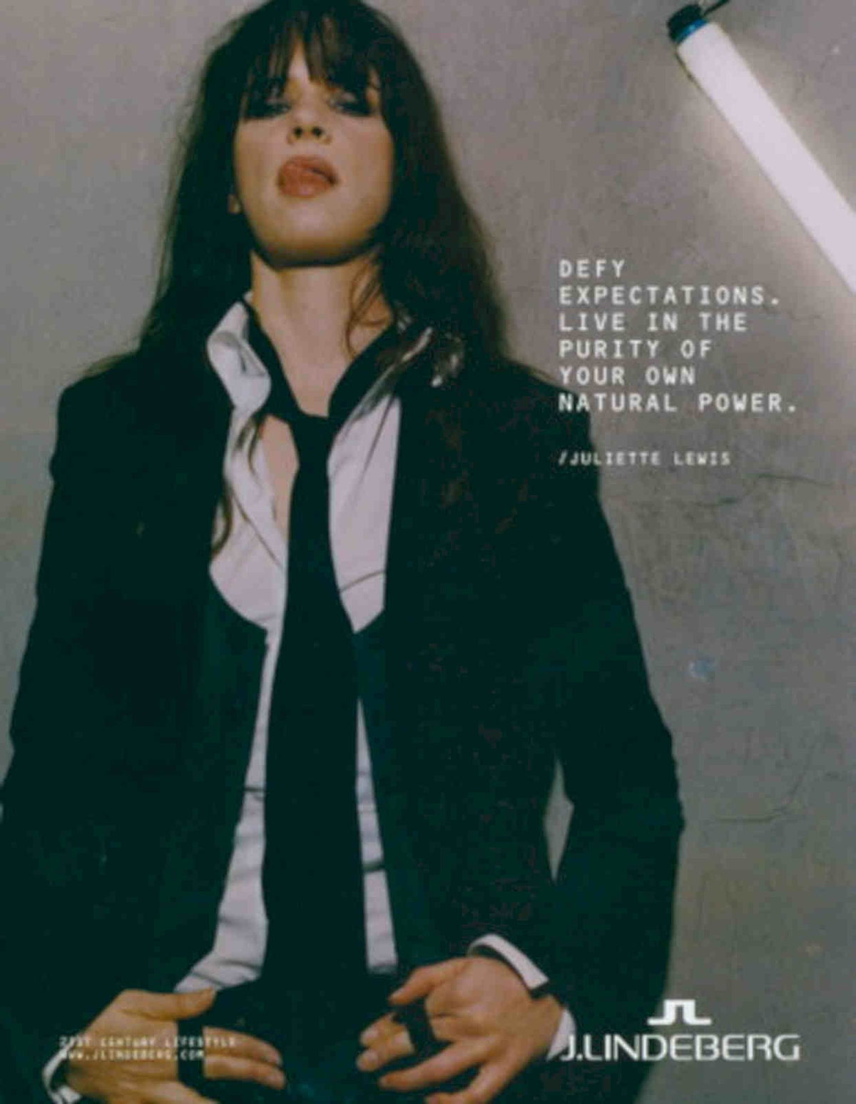 Juliette Lewis Suit Vintage Retro Advert Poster A4 Photo Print