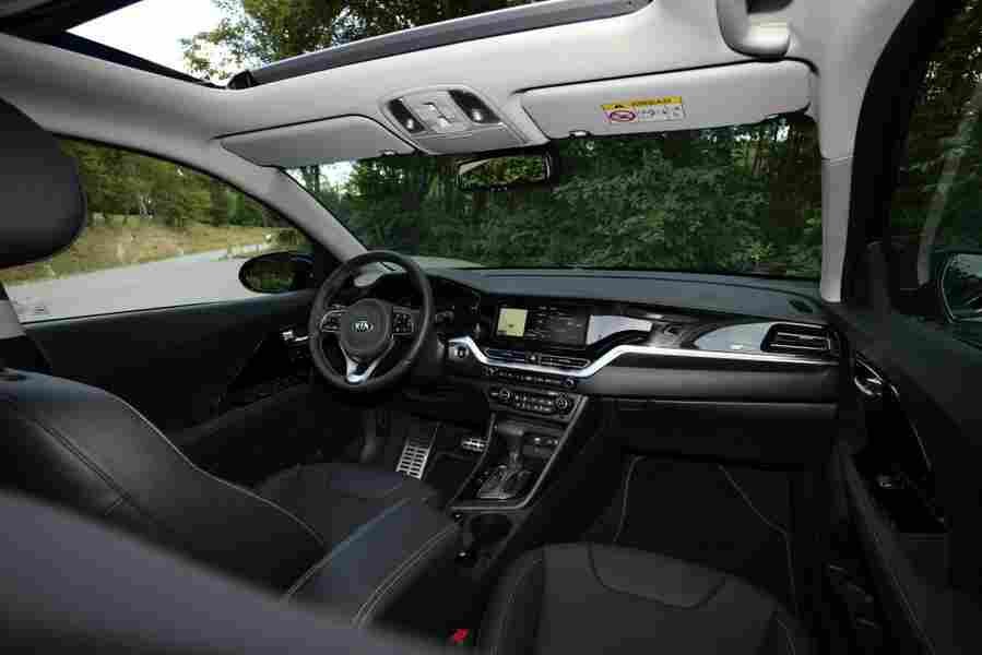 KIA Niro 6706 24 Car A4 Photo Print