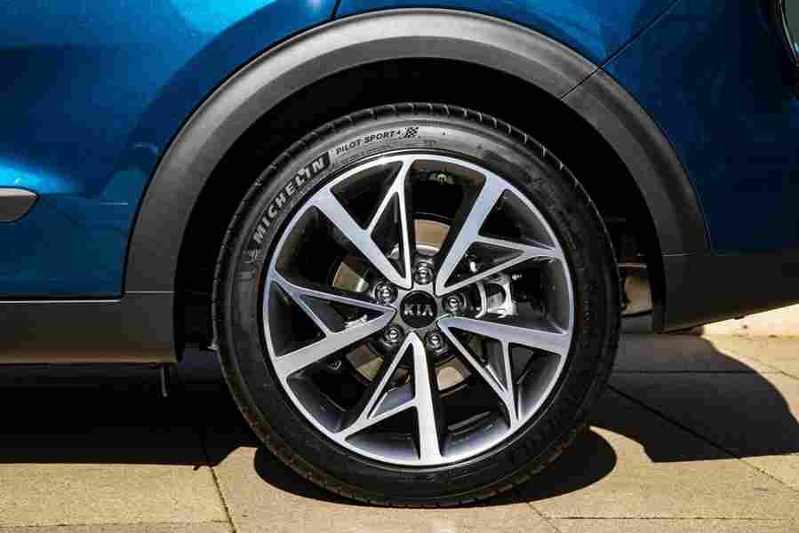 KIA Niro 6706 86 Car A4 Photo Print