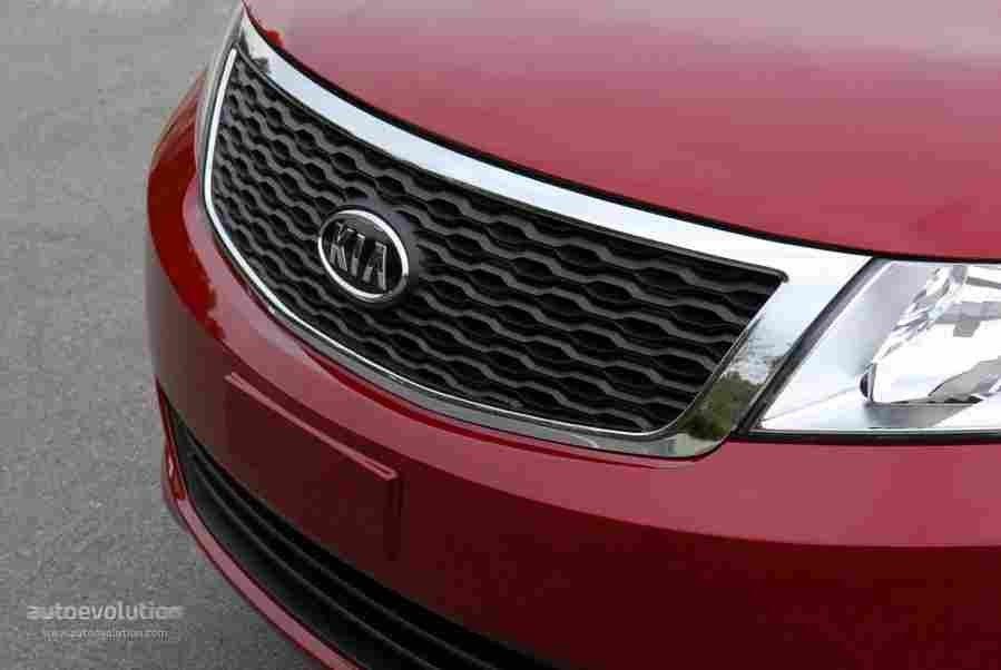 KIAMagentis Optima 4090 3 Car A4 Photo Print