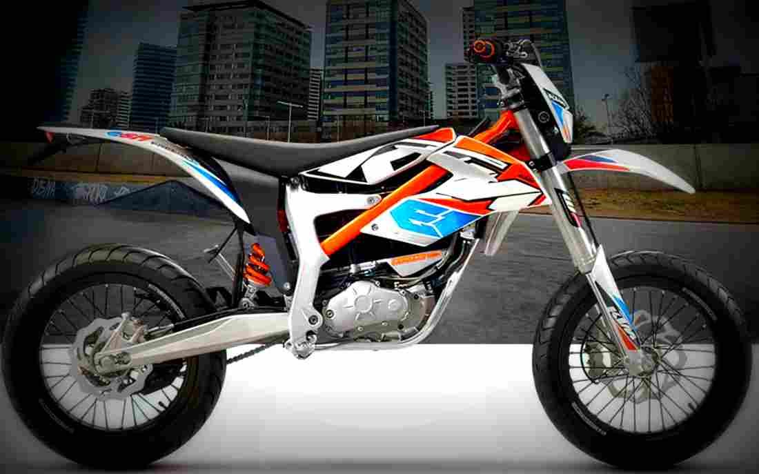 KTM Freeride E SM 2017 1 motorbike A4 Photo Print