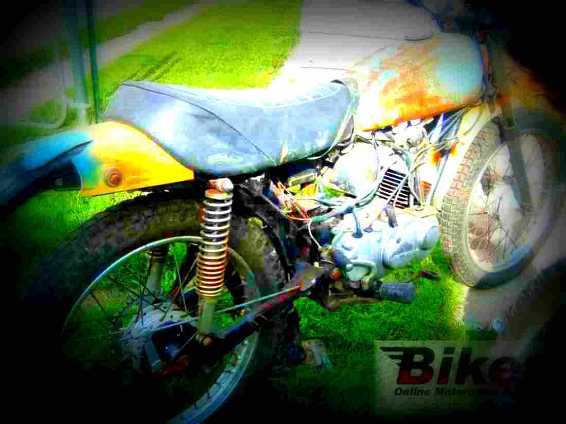 Kawasaki 125 F 6 1972 5 motorbike A4 Photo Print