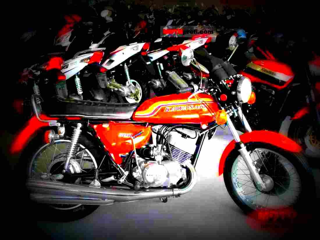 Kawasaki 500 H 1 Mach III 1970 1 motorbike A4 Photo Print