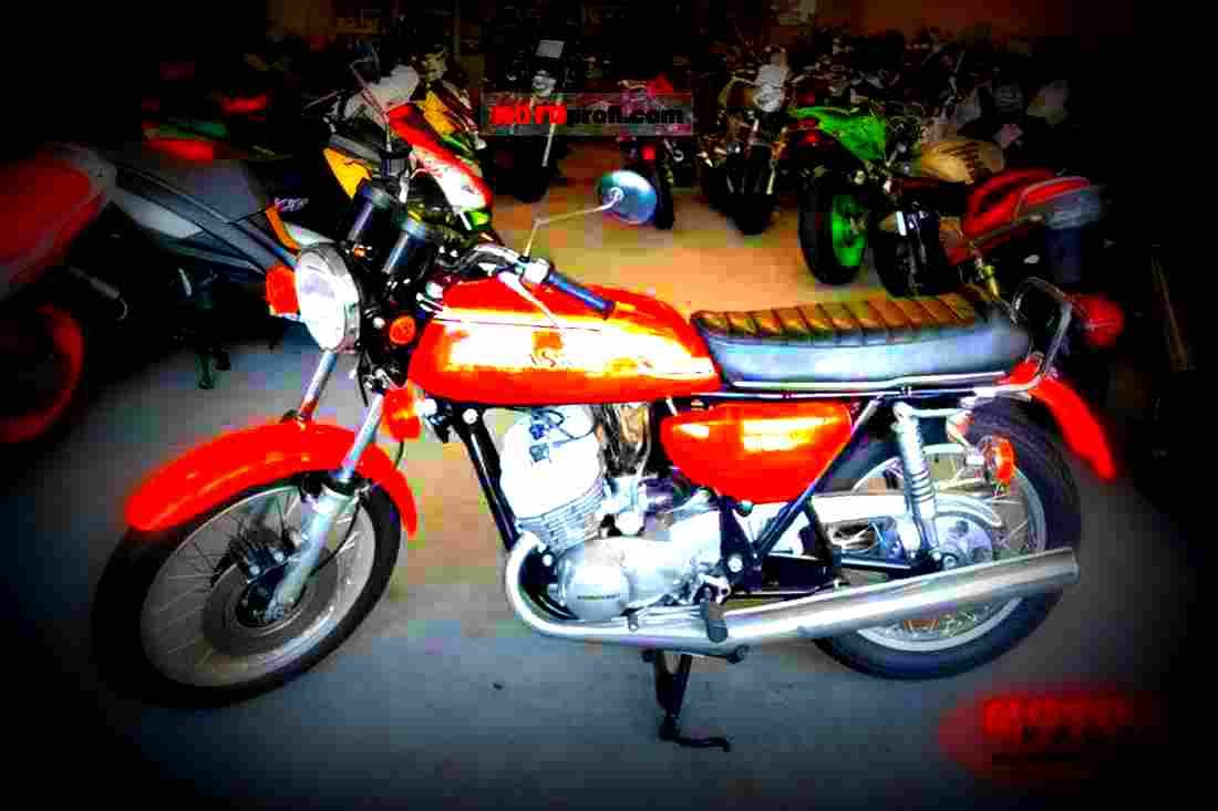 Kawasaki 500 H 1 Mach III 1972 4 motorbike A4 Photo Print