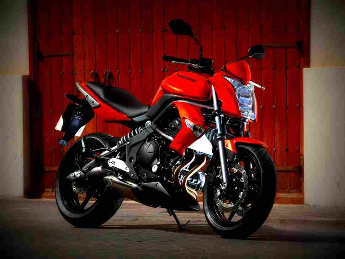 Kawasaki ER 6f 2007 1 motorbike A4 Photo Print