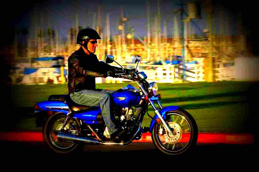 Kawasaki Eliminator 125 2009 1 motorbike A4 Photo Print