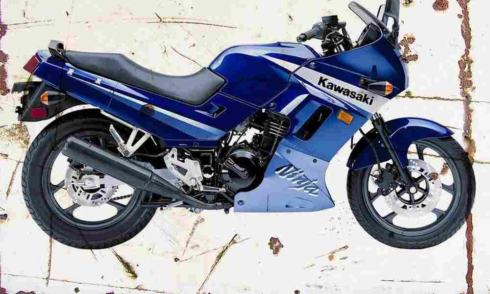 Kawasaki GPX250 2004 Aged Vintage A4 Photo Print