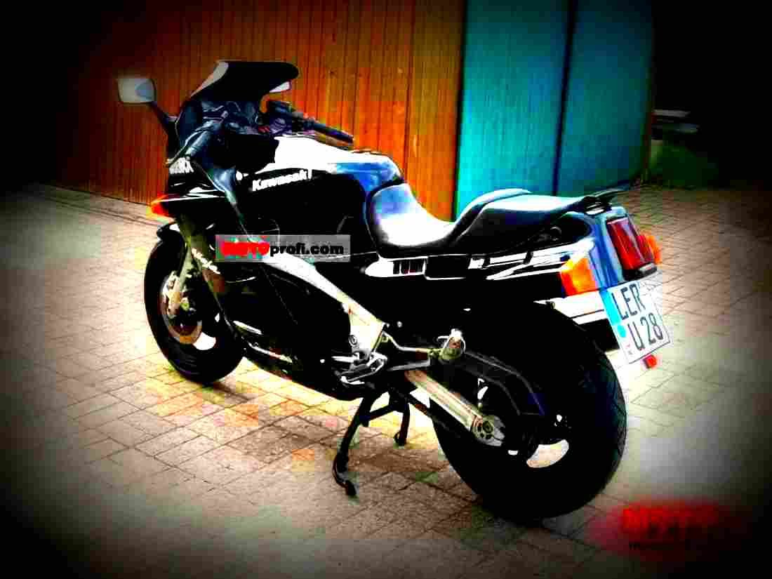 Kawasaki GPZ 1000 RX 1988 4 motorbike A4 Photo Print