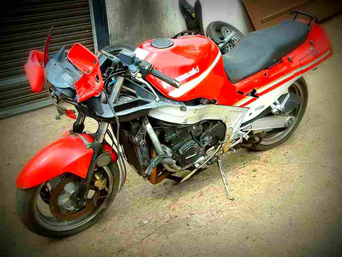 Kawasaki GPZ 1000 RX 1988 6 motorbike A4 Photo Print