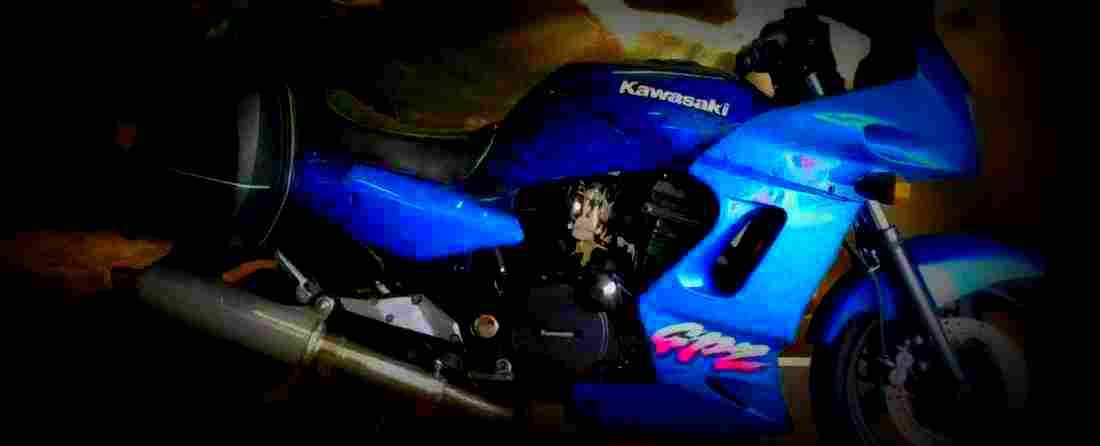 Kawasaki GPZ 1100 1987 1 700x284 motorbike A4 Photo Print