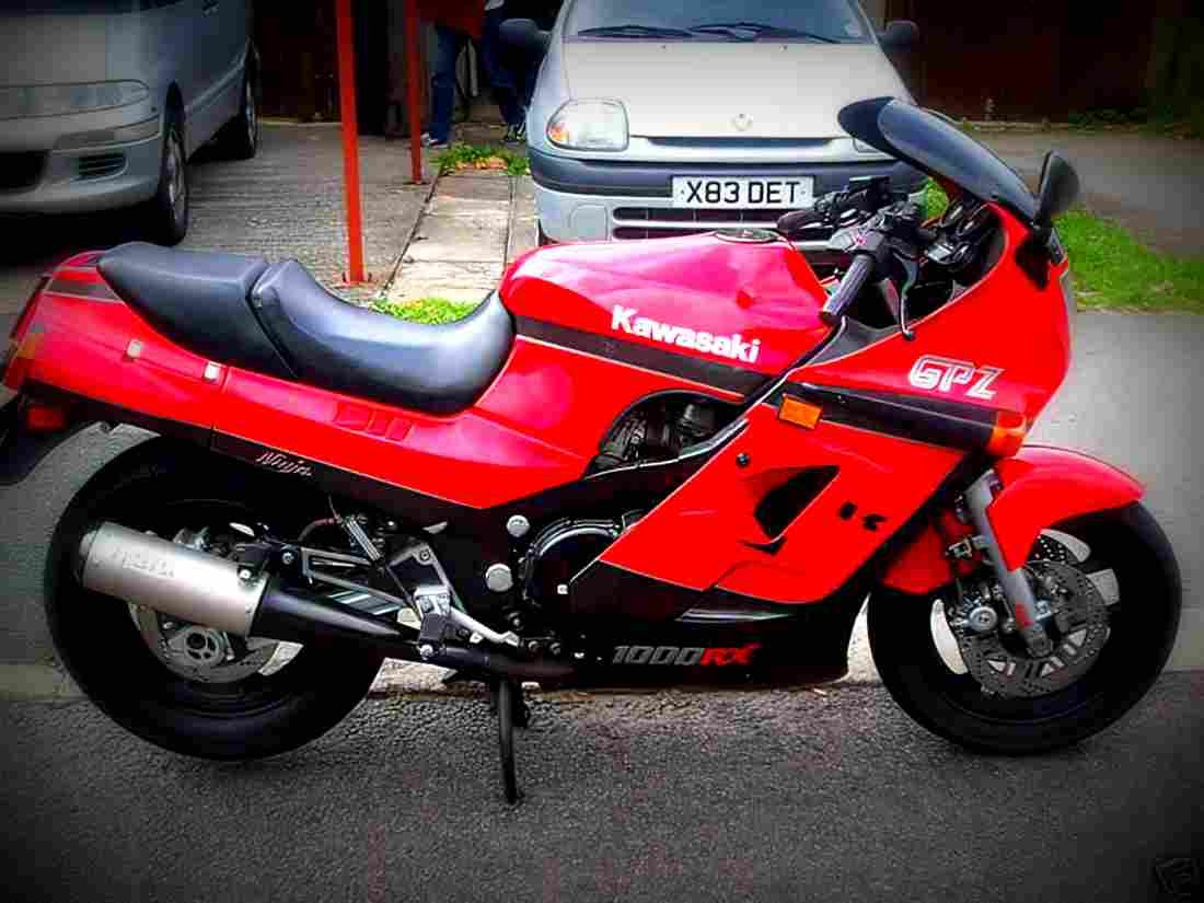 Kawasaki GPZ 1100 1988 3 motorbike A4 Photo Print