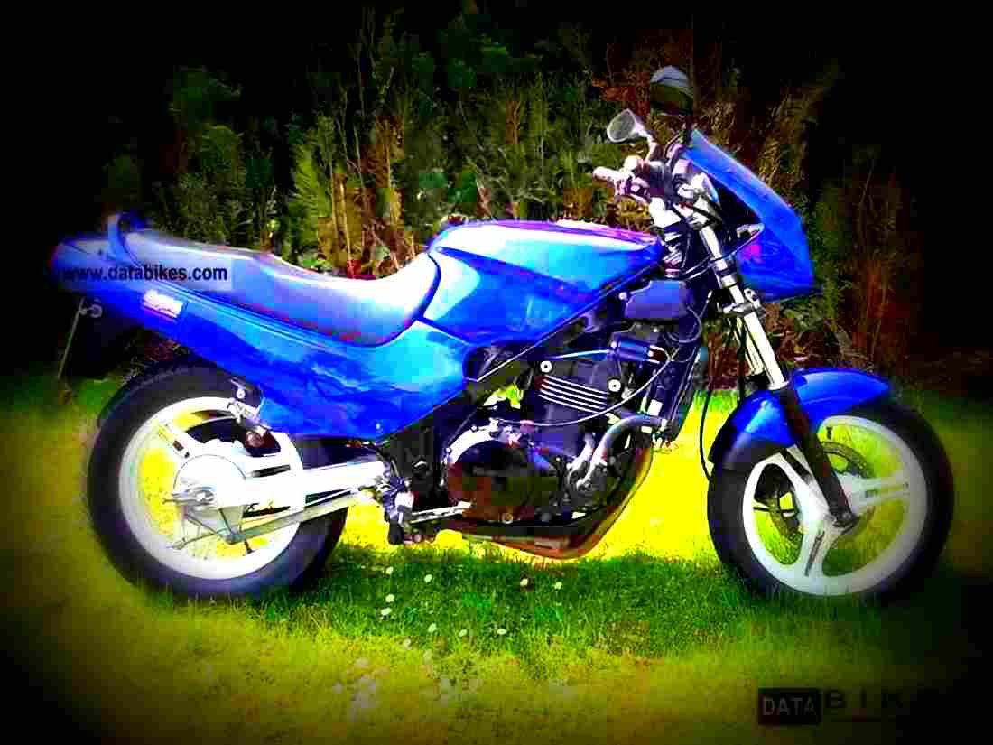 Kawasaki GPZ 305 Belt Drive 1985 6 motorbike A4 Photo Print