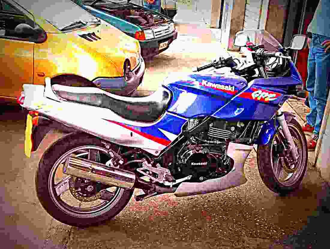 Kawasaki GPZ 500 S (reduced effect) 1989 6 motorbike A4 Photo Print