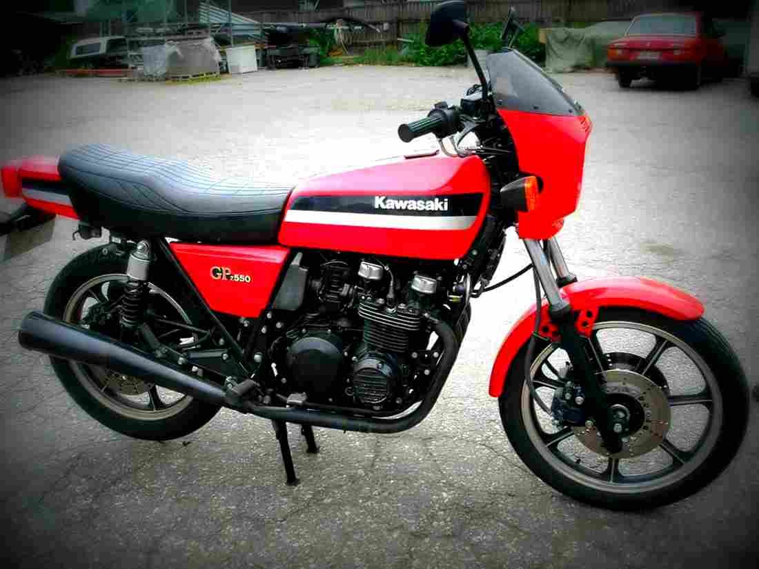Kawasaki GPZ 550 1989 1 motorbike A4 Photo Print