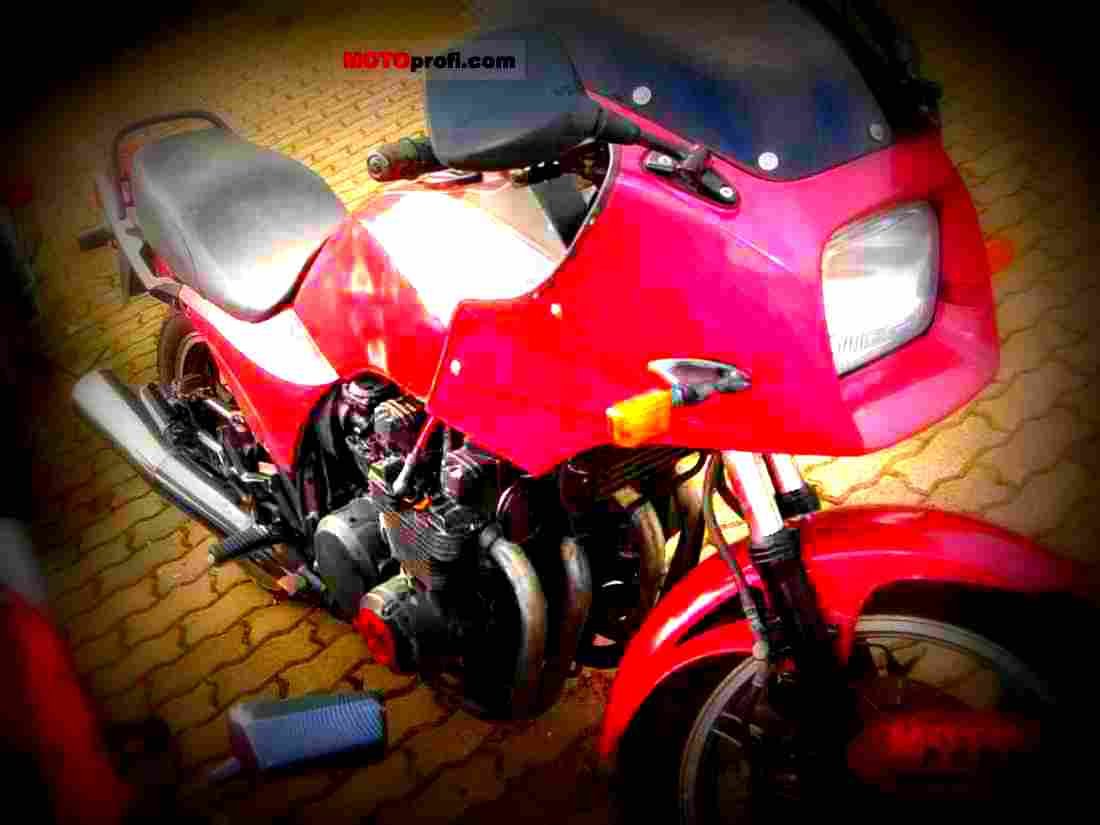Kawasaki GPZ 550 (reduced effect) 1990 4 motorbike A4 Photo Print