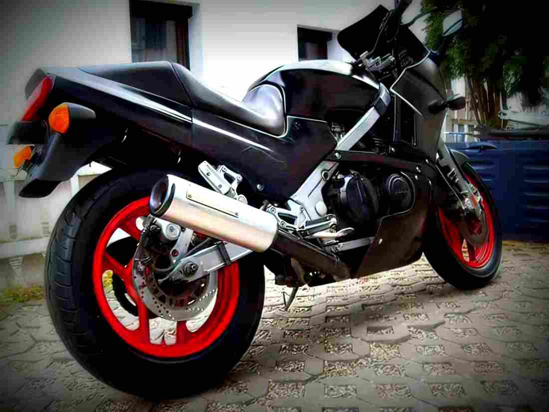 Kawasaki GPZ 600 R (reduced effect) 1987 5 motorbike A4 Photo Print