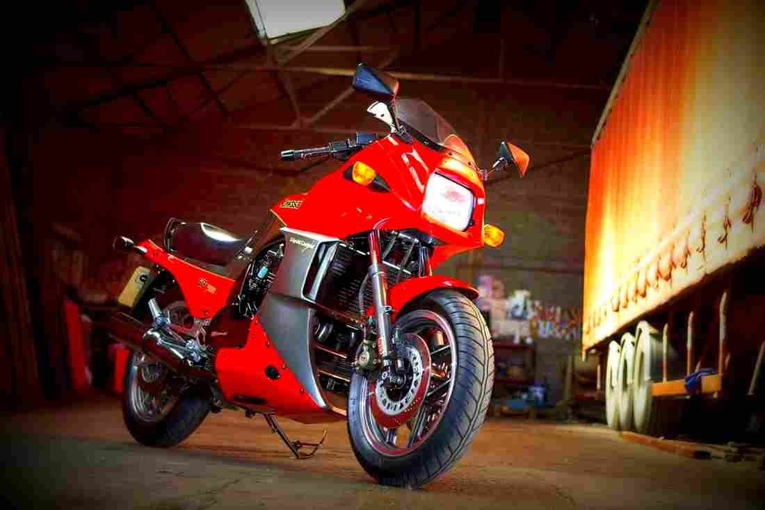 Kawasaki GPZ 900 R (reduced effect) 1990 2 motorbike A4 Photo Print