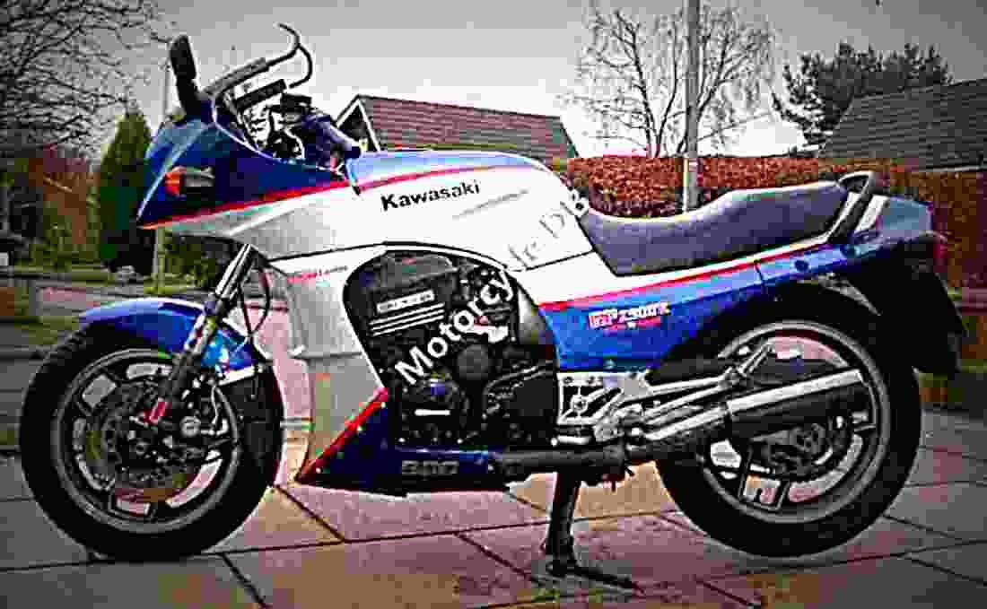 Kawasaki GPZ 900 R (reduced effect) 1992 2 motorbike A4 Photo Print