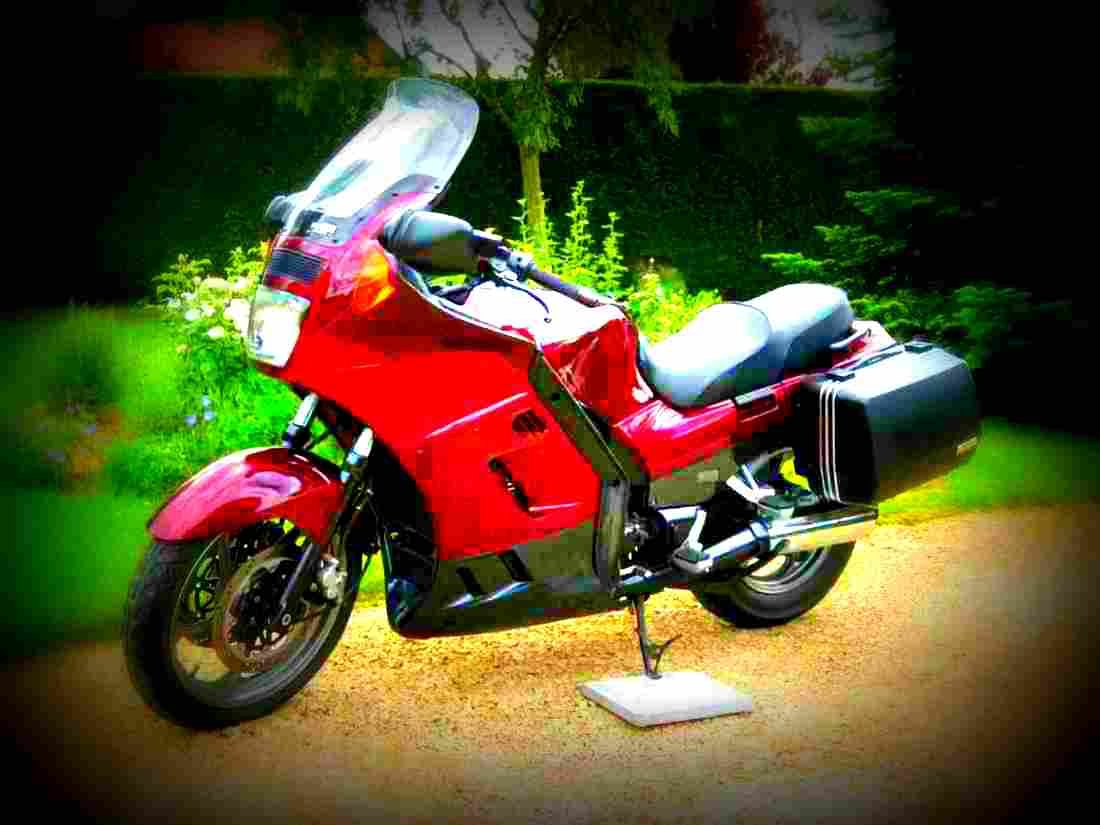 Kawasaki GTR 1000 1994 4 motorbike A4 Photo Print