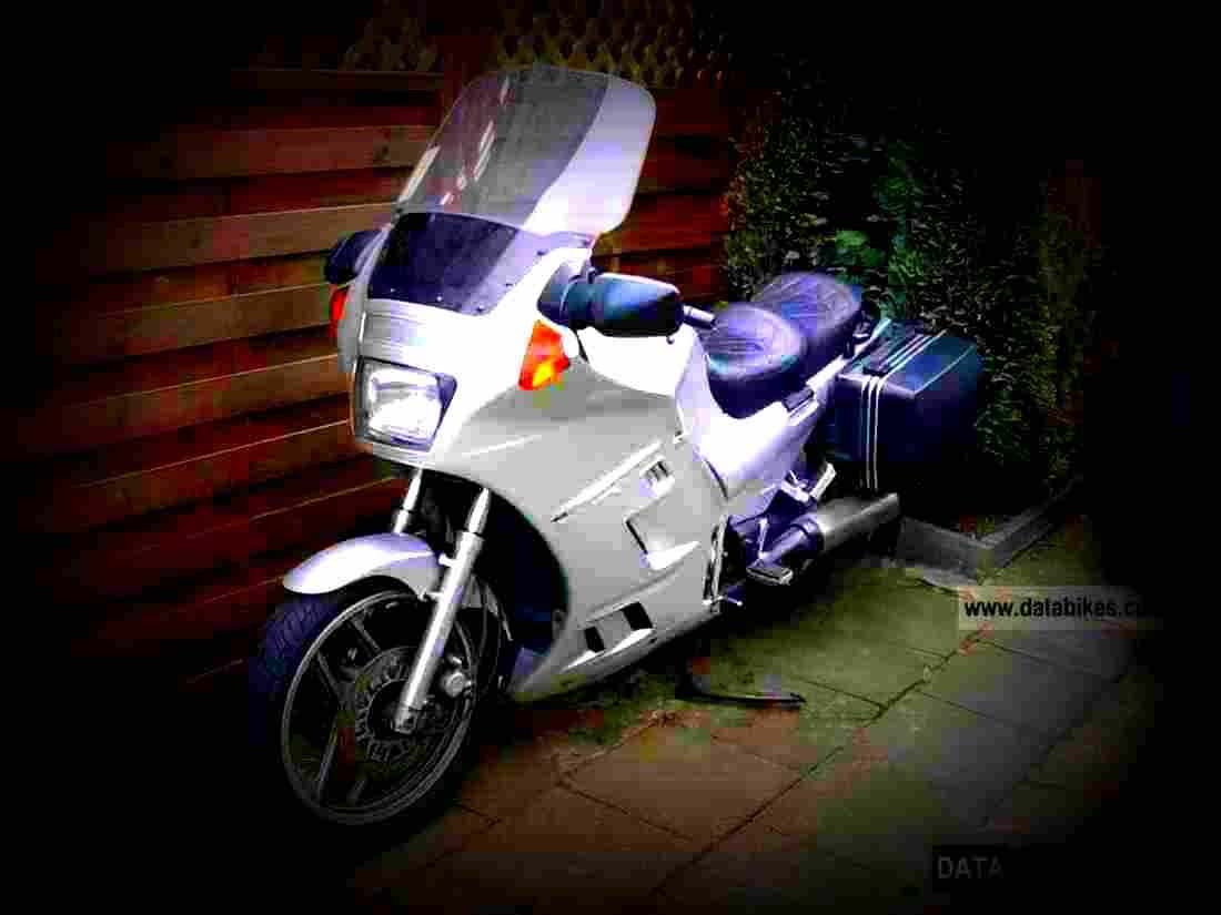 Kawasaki GTR 1000 2000 5 motorbike A4 Photo Print