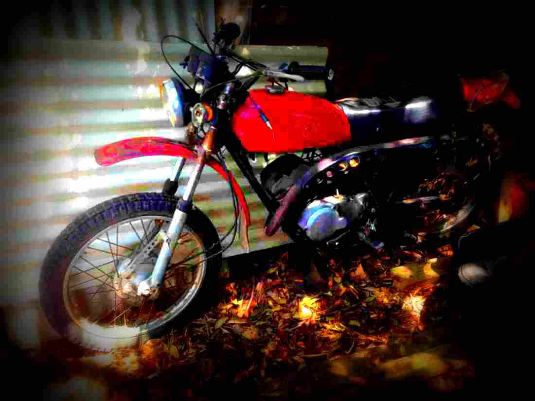 Kawasaki KE 175 1982 5 motorbike A4 Photo Print