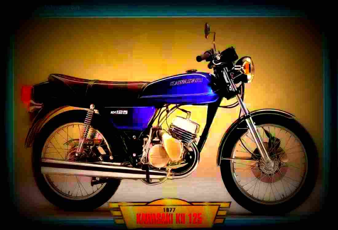 Kawasaki KH 125 1977 1 motorbike A4 Photo Print