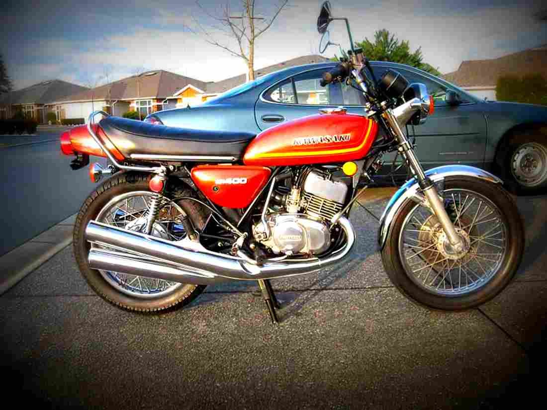 Kawasaki KH 400 1976 3 motorbike A4 Photo Print