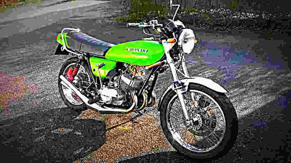 Kawasaki KH 500 1976 2 motorbike A4 Photo Print