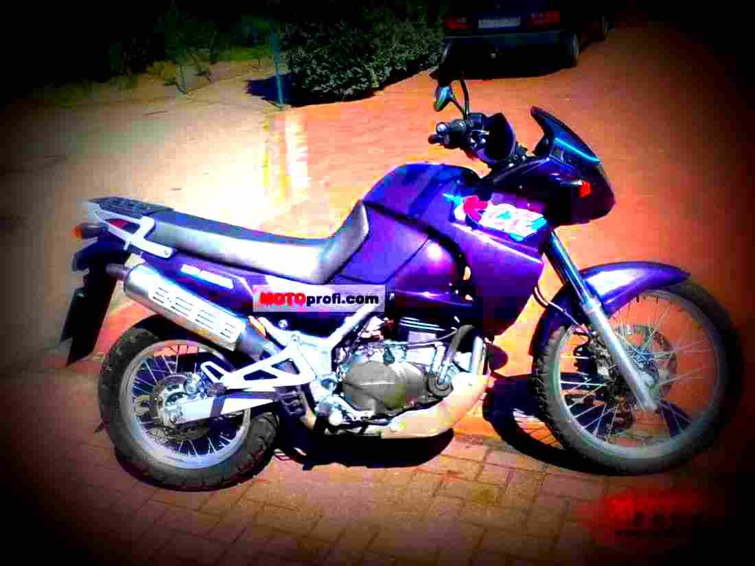 Kawasaki KLE 500 2000 3 motorbike A4 Photo Print