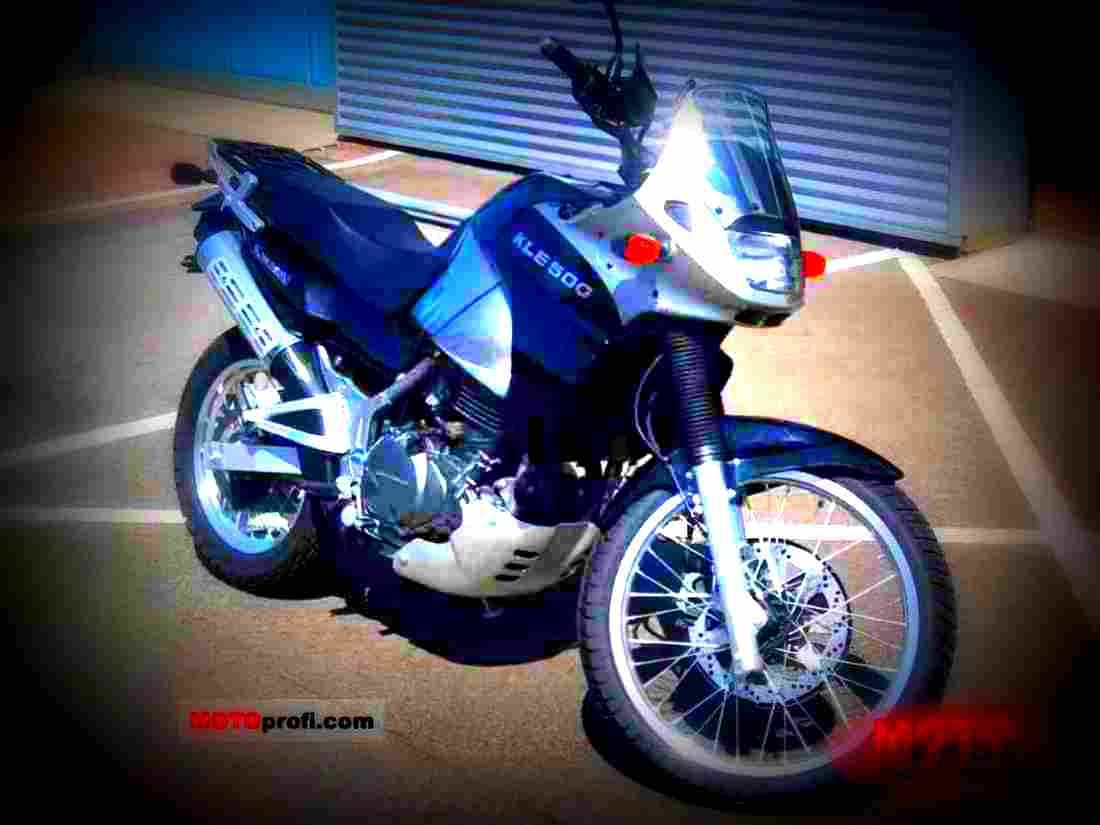 Kawasaki KLE 500 2004 1 motorbike A4 Photo Print