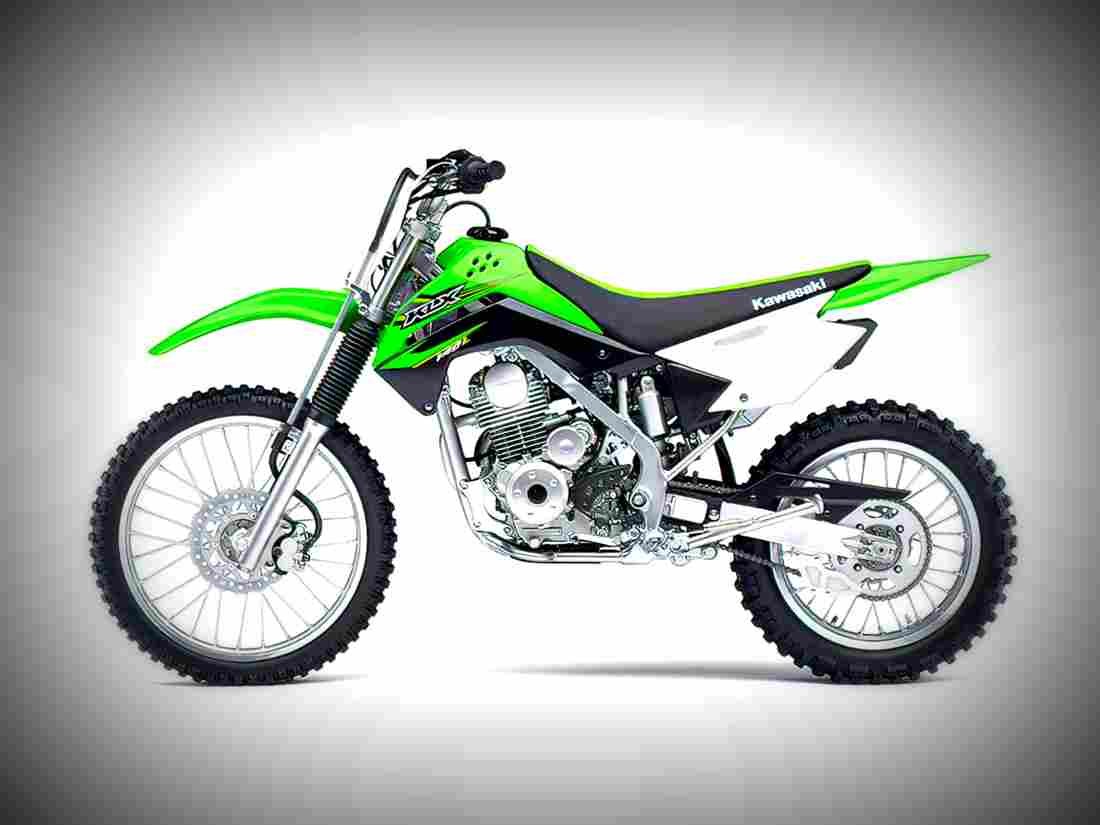 Kawasaki KLX 140L 2017 1 motorbike A4 Photo Print
