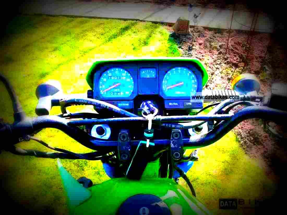 Kawasaki KMX 200 1990 3 motorbike A4 Photo Print