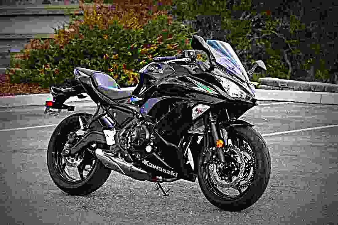 Kawasaki Ninja 650 2017 2 motorbike A4 Photo Print