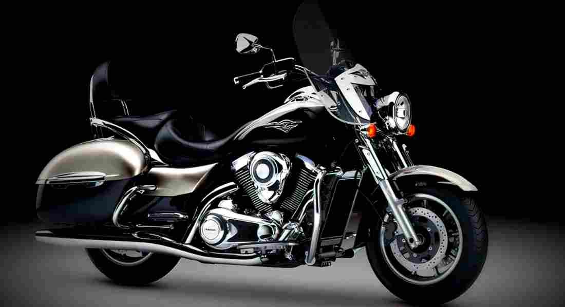 Kawasaki VN 1700 Classic Tourer 2017 1 motorbike A4 Photo Print