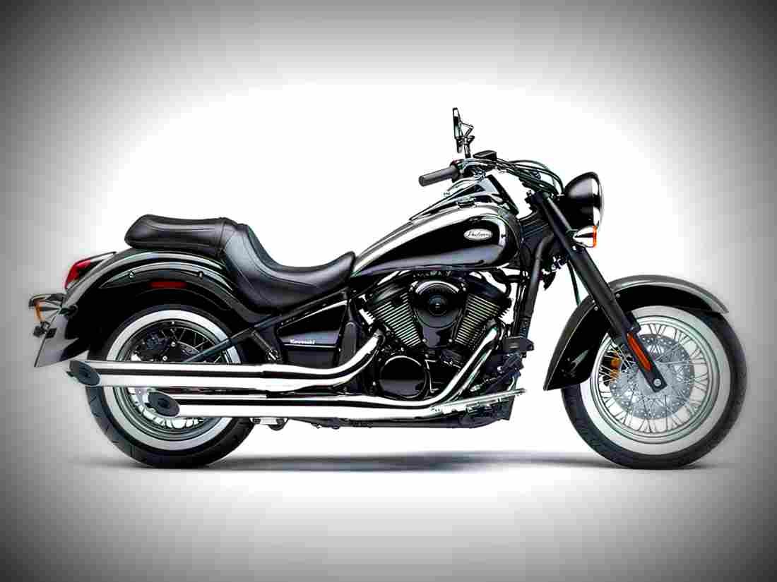 Kawasaki Vulcan 900 Classic 2017 1 motorbike A4 Photo Print