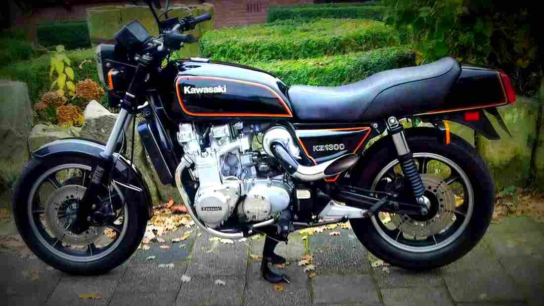 Kawasaki Z 1300 1982 6 motorbike A4 Photo Print