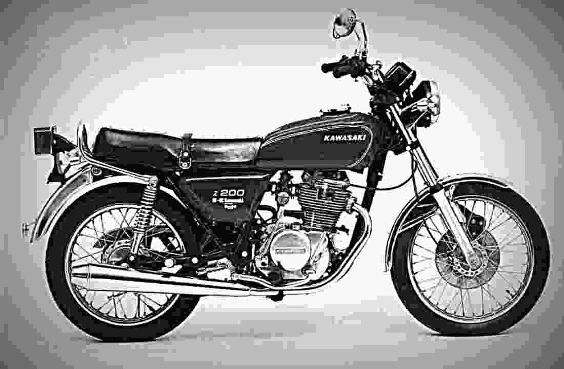 Kawasaki Z 200 1979 3 motorbike A4 Photo Print