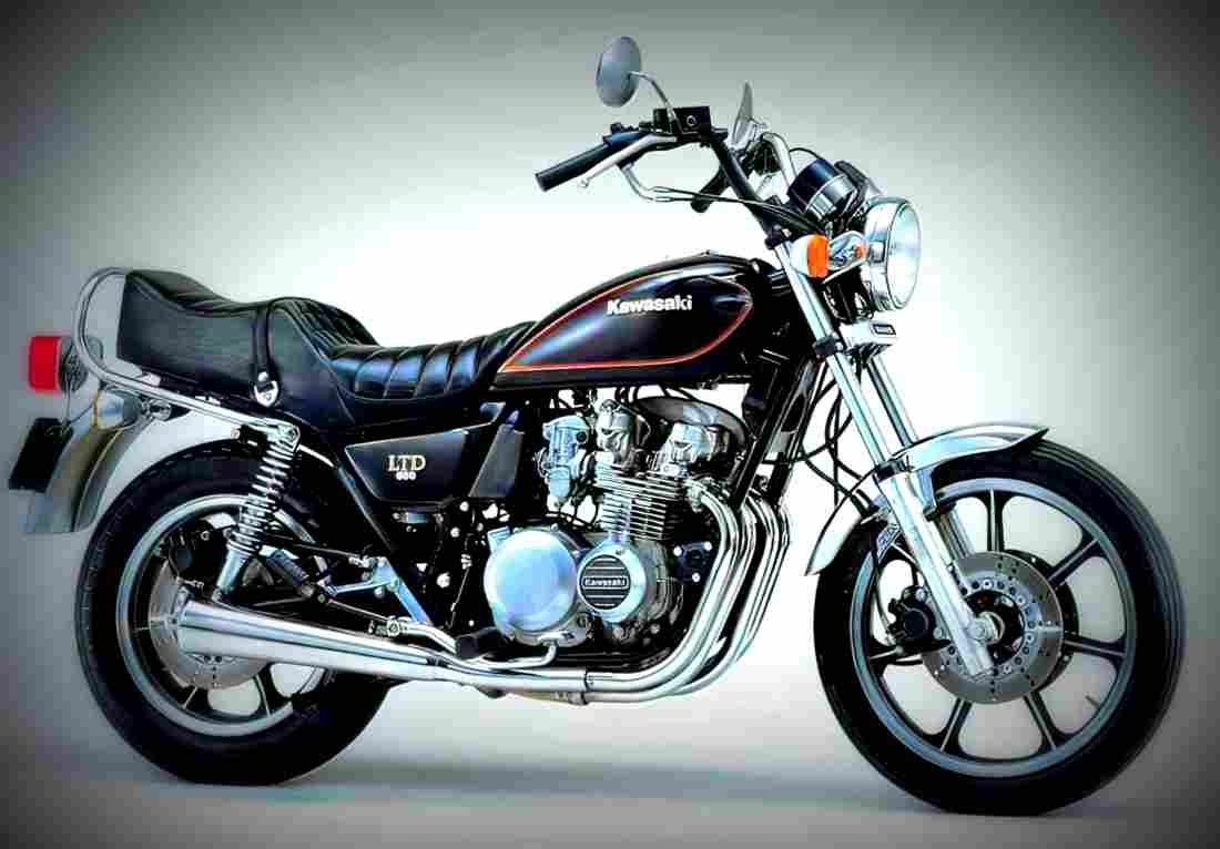 Kawasaki Z 550 1981 4 motorbike A4 Photo Print