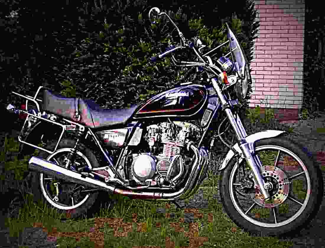 Kawasaki Z 550 LTD 1982 2 motorbike A4 Photo Print