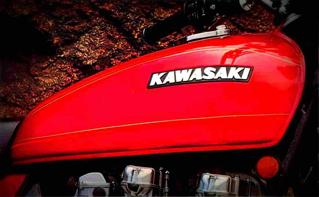 Kawasaki Z 650 1976 2 motorbike A4 Photo Print