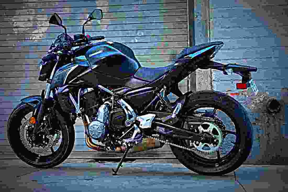 Kawasaki Z650 2017 4 motorbike A4 Photo Print