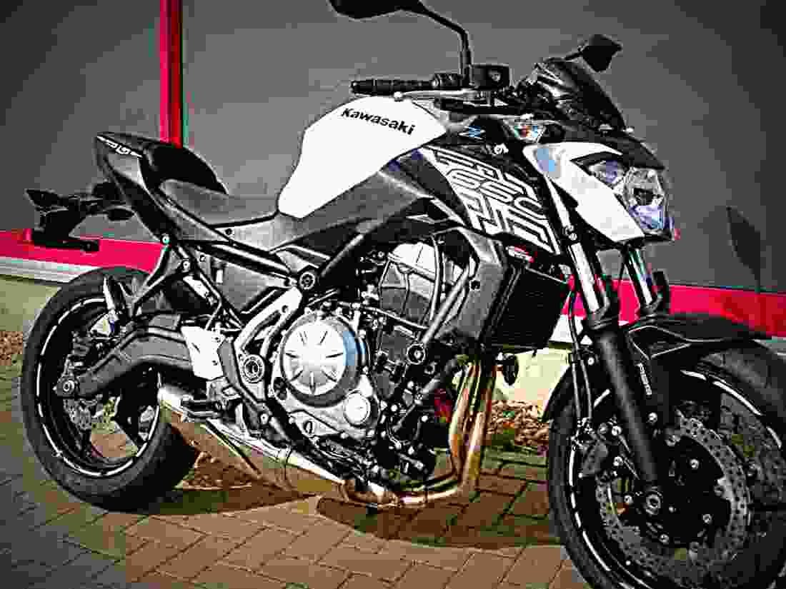 Kawasaki Z650 2019 4 motorbike A4 Photo Print