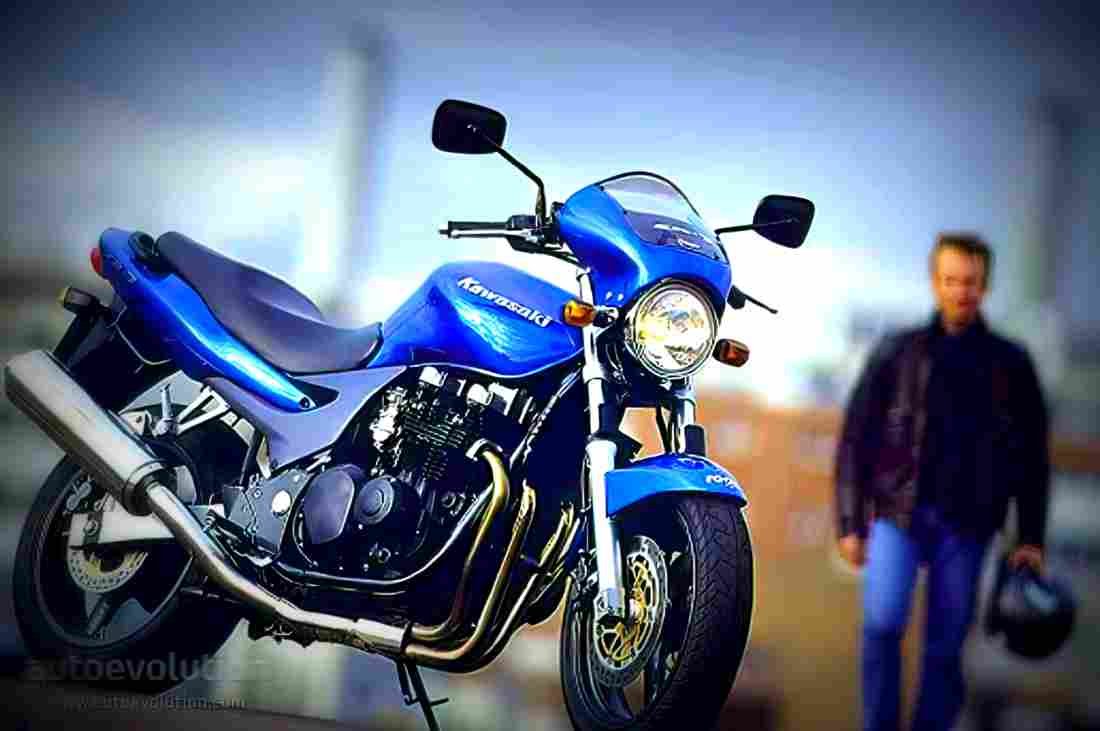 Kawasaki ZR 7 1999 4 motorbike A4 Photo Print