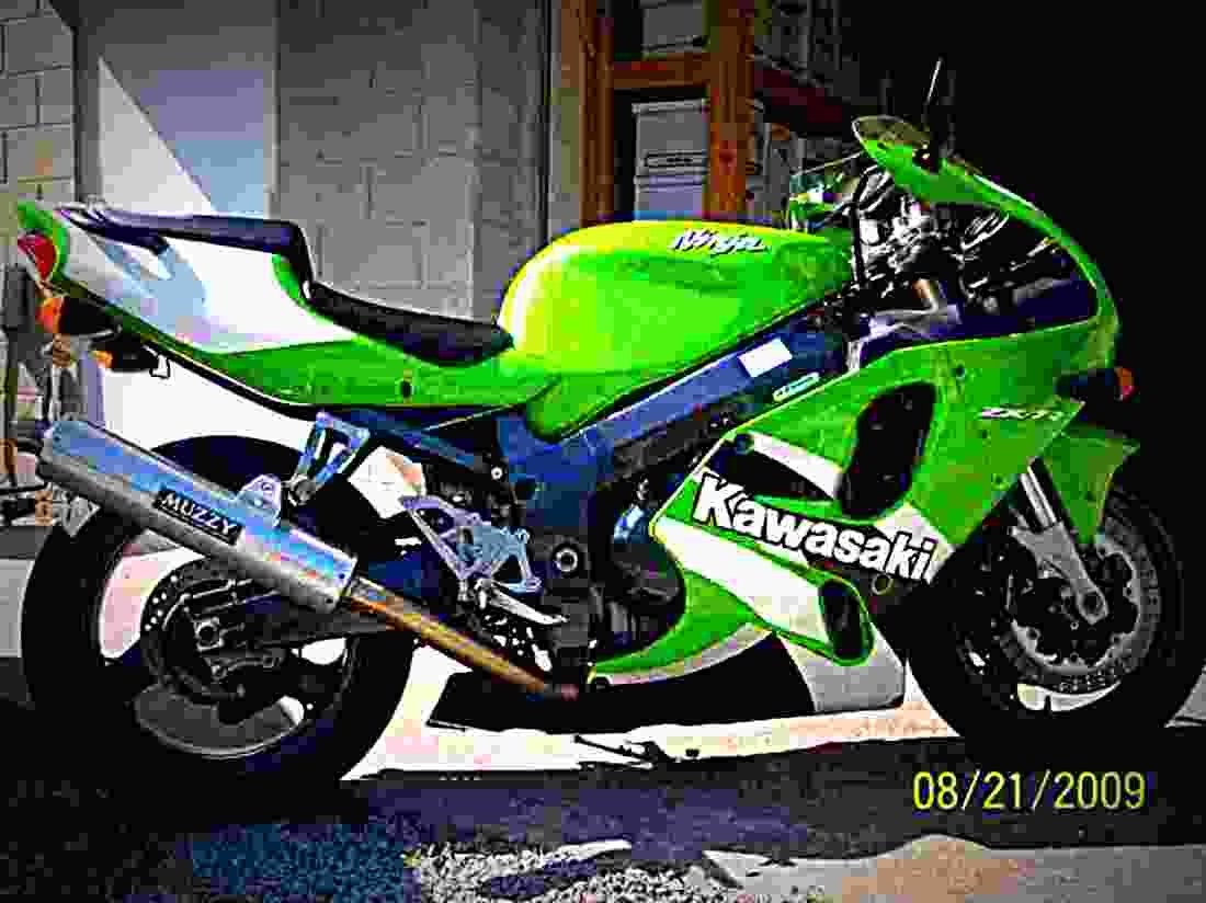 Kawasaki ZX 7R Ninja 1997 1 motorbike A4 Photo Print